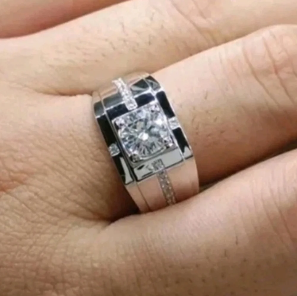 Elegant Men's Ring Sz 11